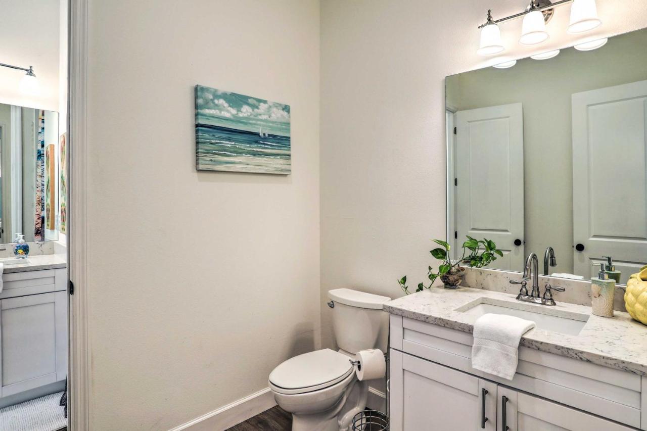 Family-Friendly Tampa Home Less Than 3 Mi To Ocean! Экстерьер фото